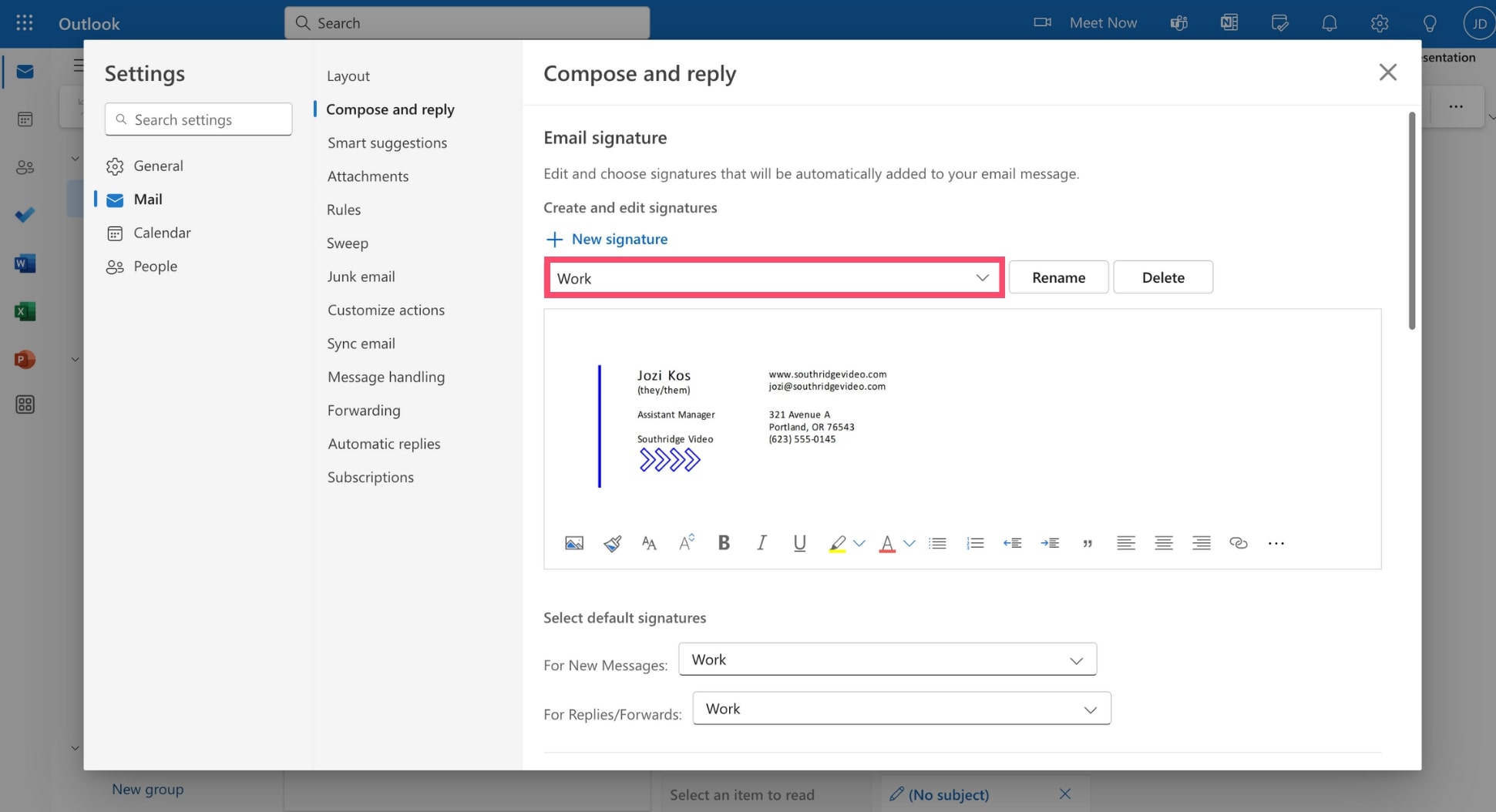 Select an email signature in Outlook